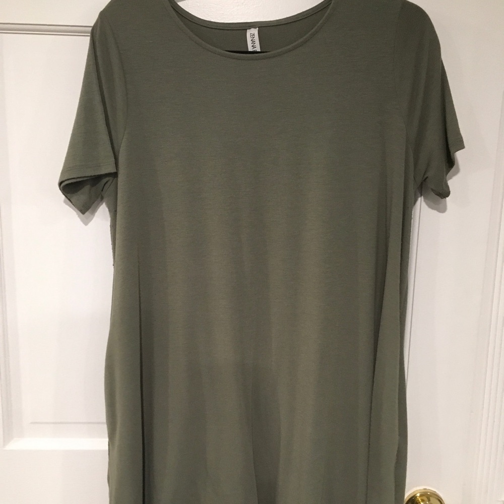 Green shortsleeved tunic - Jenny Boston